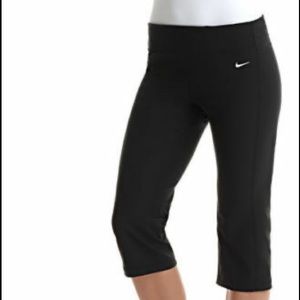 Nike DriFit Poly Running Capri
